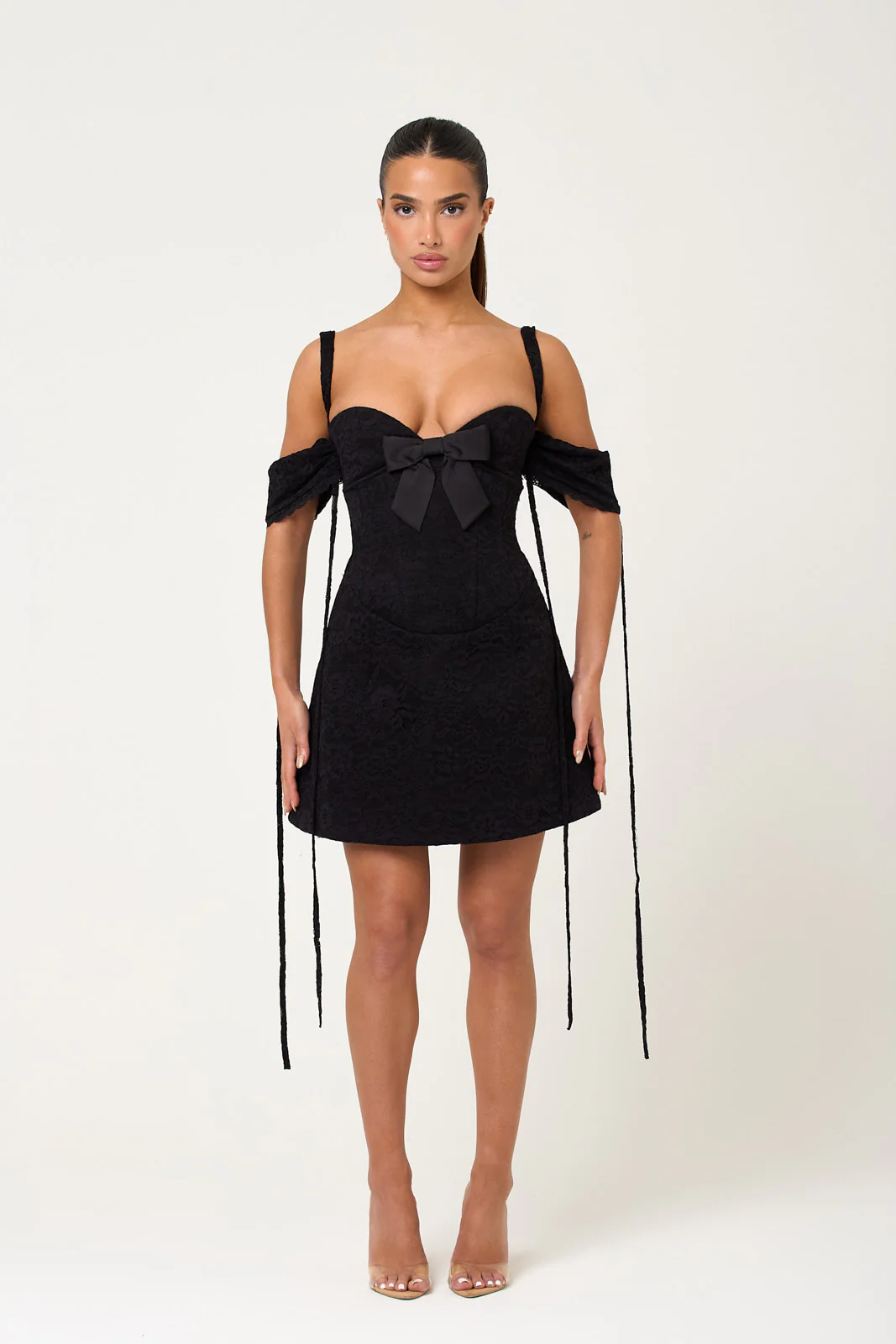 The isla mini - black lace