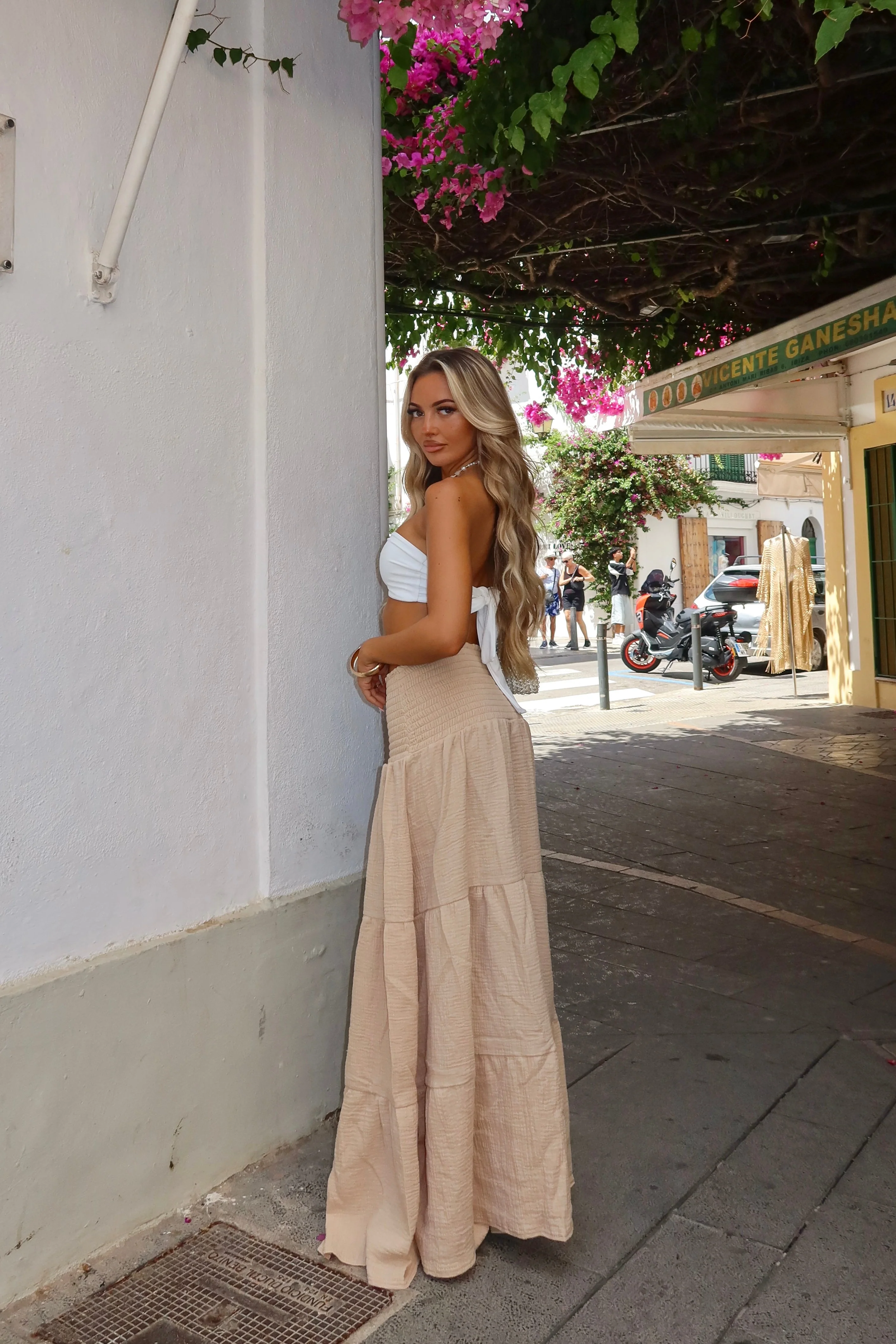 The shirred linen maxi skirt - stone - Image 2